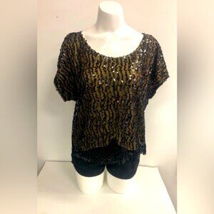 LAUNDRY BY SHELLI DEGAL SEQUIN DROP SLEEVES TOP IN SIZE EXTRA LARGE